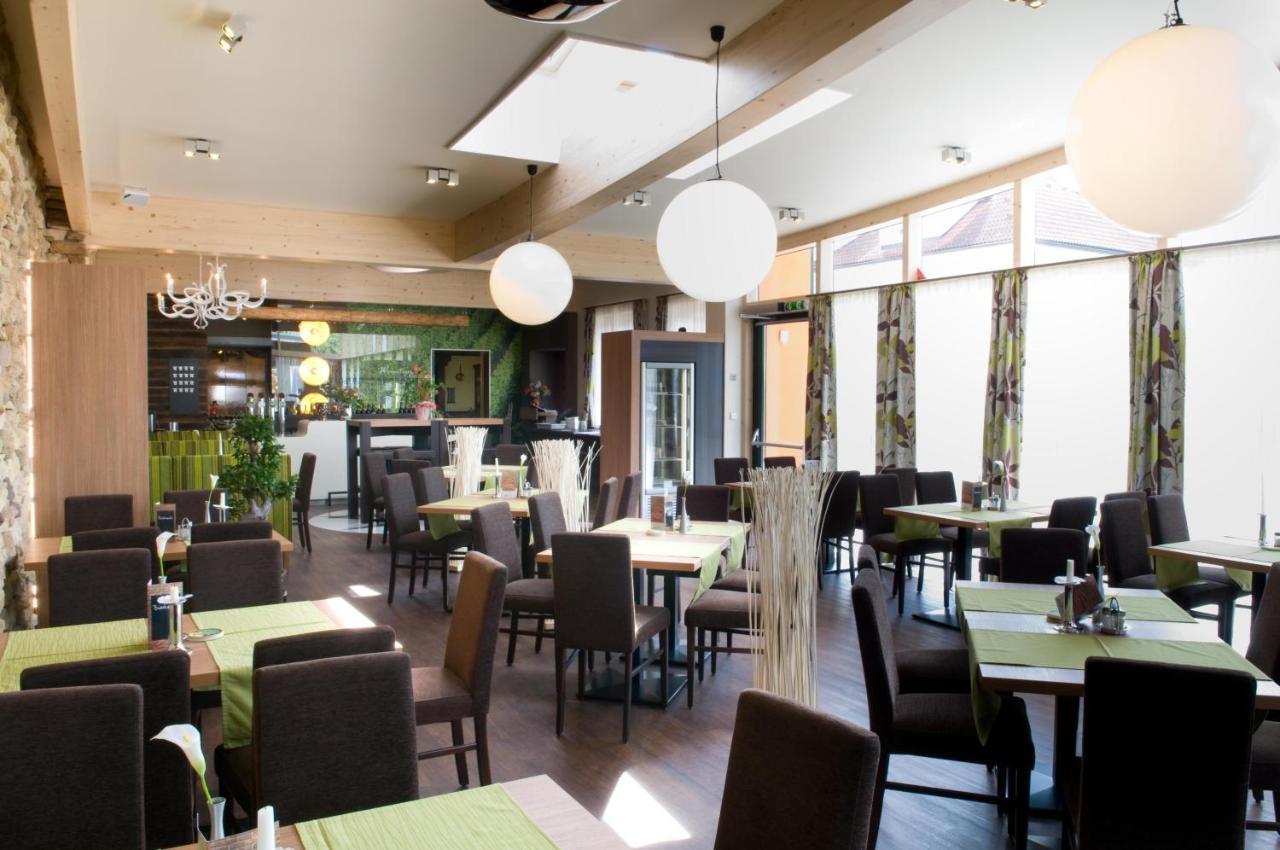 Restaurant Gaestehaus Seiger Sankt Lorenzen bei Knittelfeld エクステリア 写真