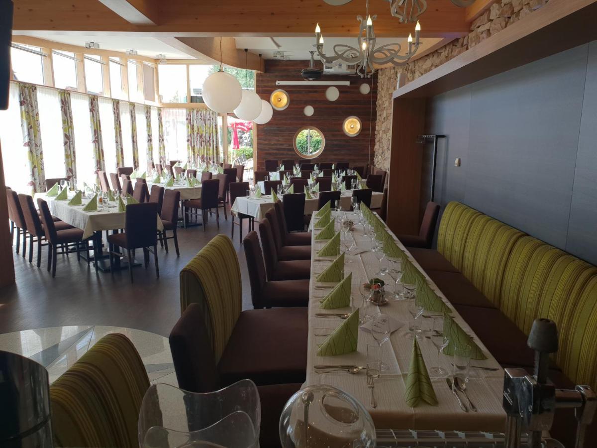 Restaurant Gaestehaus Seiger Sankt Lorenzen bei Knittelfeld エクステリア 写真