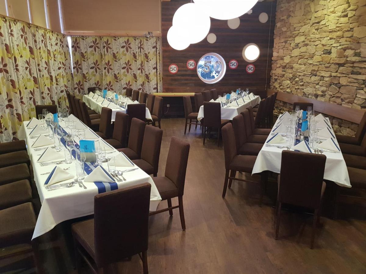 Restaurant Gaestehaus Seiger Sankt Lorenzen bei Knittelfeld エクステリア 写真